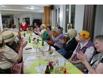 Frauenkarneval der kfd im Landhotel Weinrich (Foto: Karl-Franz Thiede)